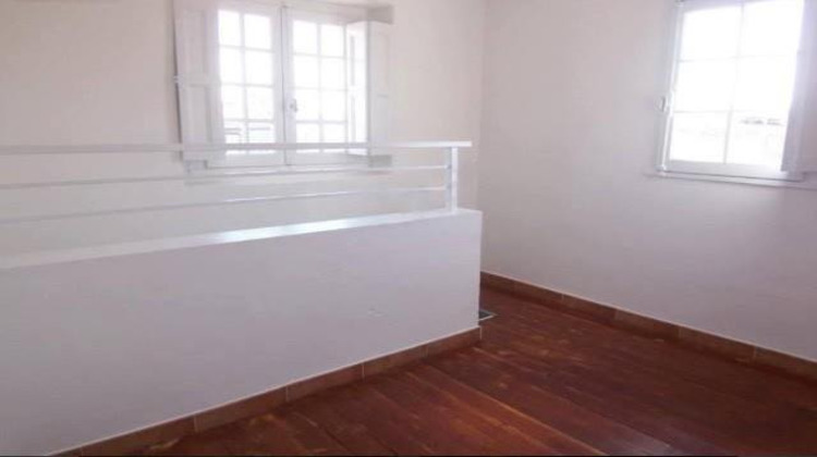 Ma-Cabane - Location Appartement NIMES, 56 m²