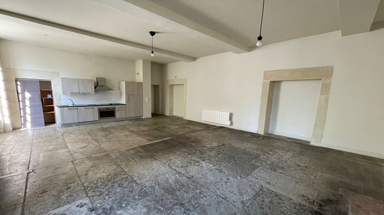 Ma-Cabane - Location Appartement NIMES, 67 m²