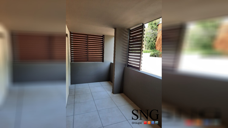 Ma-Cabane - Location Appartement Nîmes, 58 m²