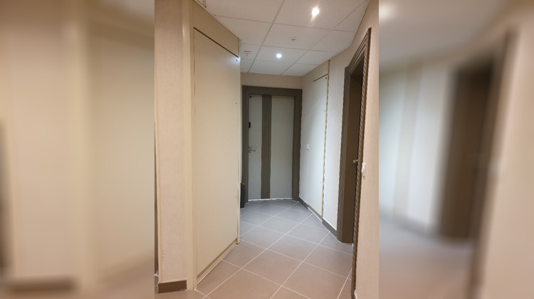 Ma-Cabane - Location Appartement NIMES, 22 m²