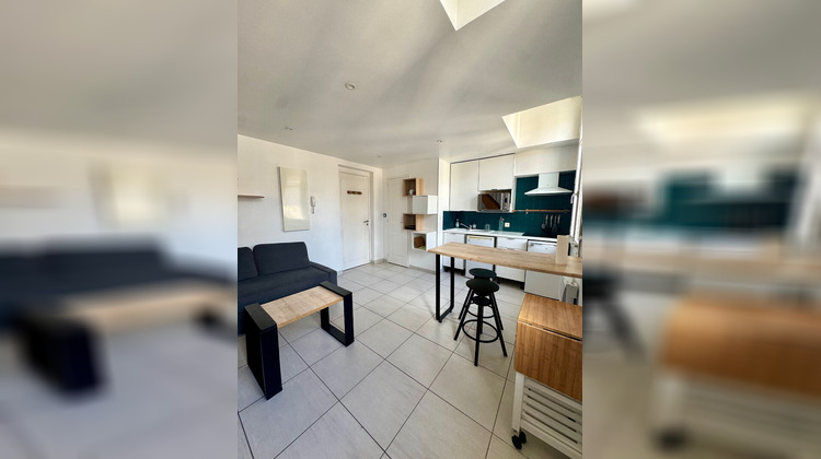Ma-Cabane - Location Appartement NIMES, 32 m²
