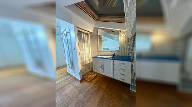 Ma-Cabane - Location Appartement NIMES, 32 m²