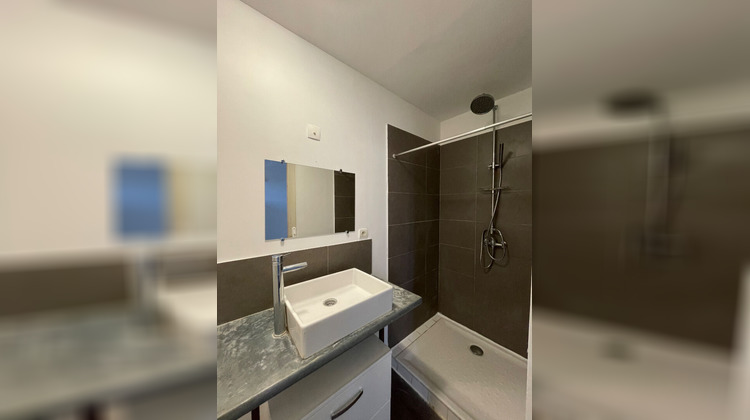 Ma-Cabane - Location Appartement NIMES, 15 m²