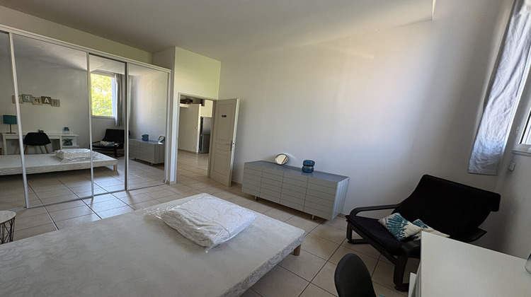 Ma-Cabane - Location Appartement NIMES, 58 m²