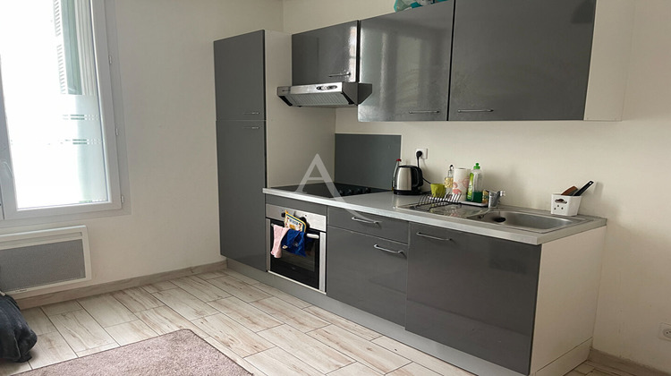 Ma-Cabane - Location Appartement NIMES, 21 m²