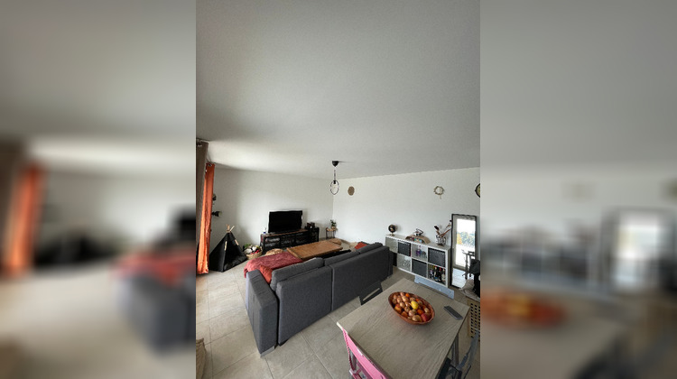 Ma-Cabane - Location Appartement NIMES, 67 m²
