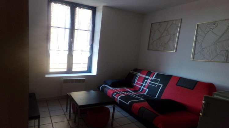Ma-Cabane - Location Appartement NIMES, 23 m²