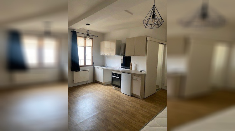 Ma-Cabane - Location Appartement Nîmes, 27 m²