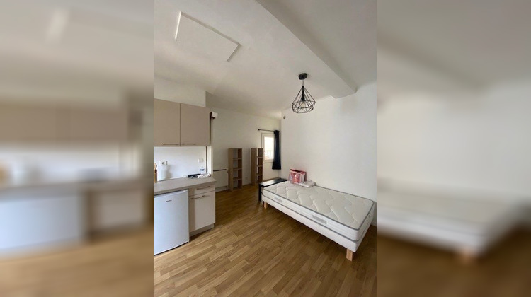 Ma-Cabane - Location Appartement Nîmes, 27 m²