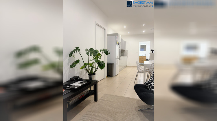 Ma-Cabane - Location Appartement NIMES, 80 m²