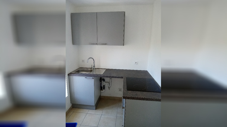 Ma-Cabane - Location Appartement NIMES, 49 m²