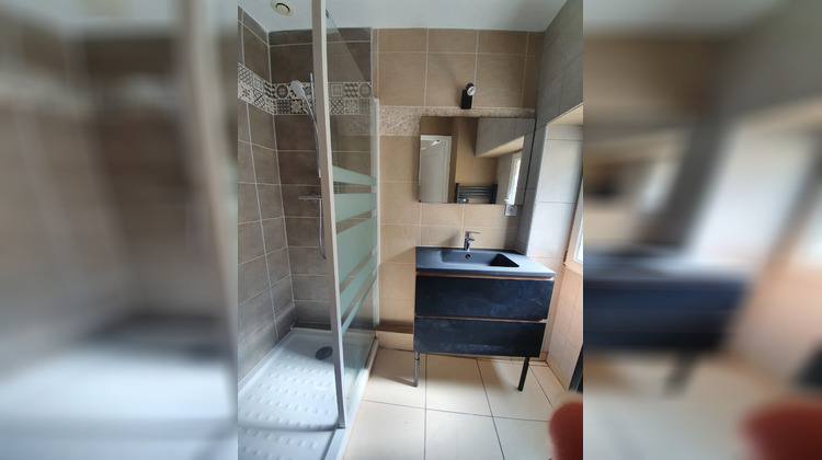 Ma-Cabane - Location Appartement NIMES, 51 m²
