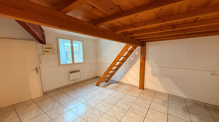 Ma-Cabane - Location Appartement NIMES, 15 m²