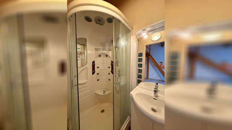 Ma-Cabane - Location Appartement NIMES, 15 m²
