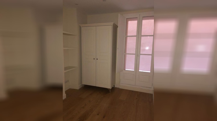 Ma-Cabane - Location Appartement NIMES, 45 m²
