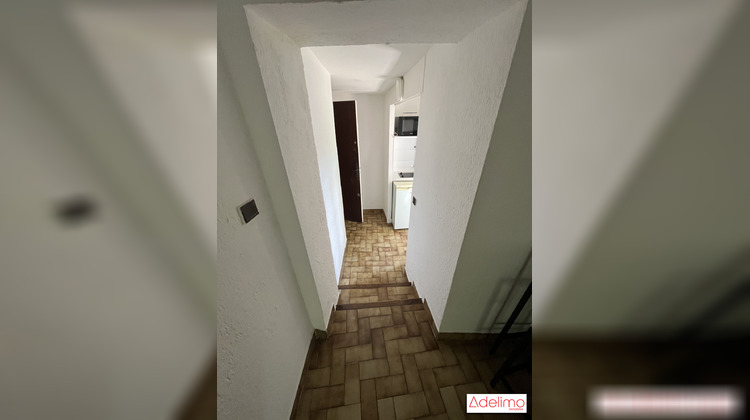 Ma-Cabane - Location Appartement Nîmes, 31 m²