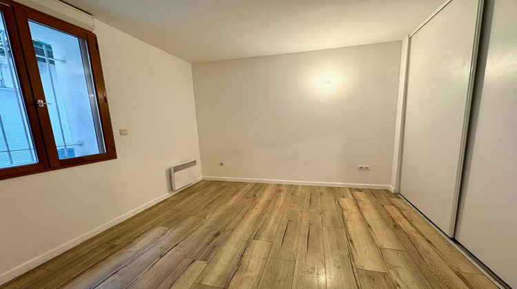 Ma-Cabane - Location Appartement NIMES, 52 m²