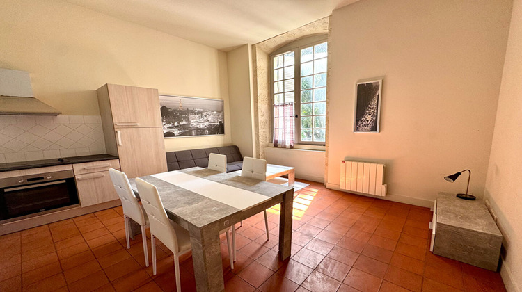 Ma-Cabane - Location Appartement NIMES, 36 m²