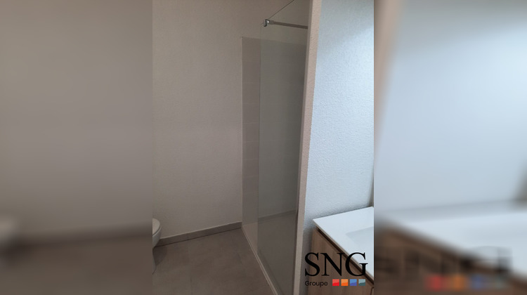 Ma-Cabane - Location Appartement Nîmes, 42 m²