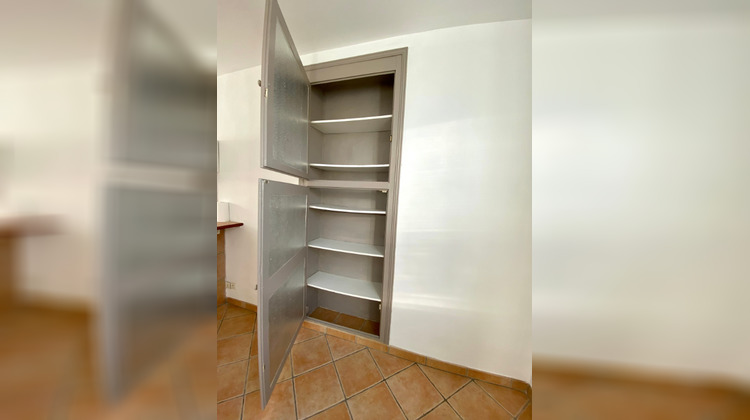 Ma-Cabane - Location Appartement NIMES, 36 m²