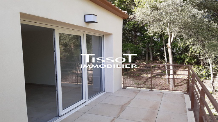 Ma-Cabane - Location Appartement Nîmes, 83 m²