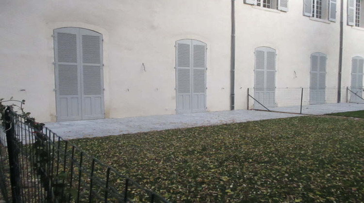 Ma-Cabane - Location Appartement NIMES, 48 m²