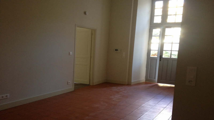 Ma-Cabane - Location Appartement NIMES, 48 m²