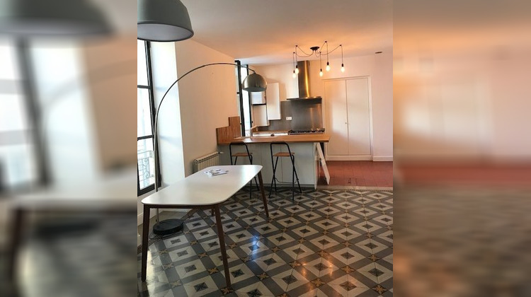 Ma-Cabane - Location Appartement NIMES, 92 m²