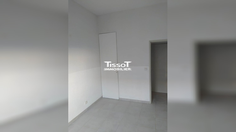 Ma-Cabane - Location Appartement Nîmes, 42 m²