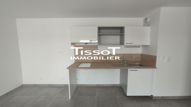 Ma-Cabane - Location Appartement Nîmes, 42 m²