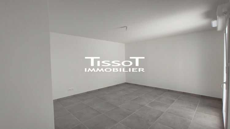 Ma-Cabane - Location Appartement Nîmes, 42 m²