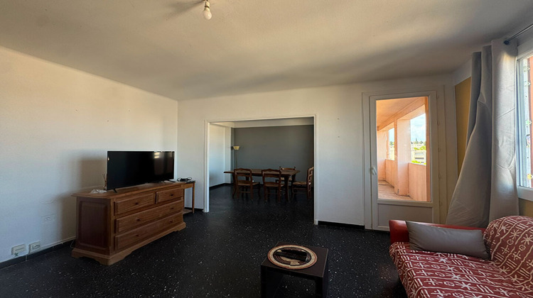 Ma-Cabane - Location Appartement NIMES, 70 m²