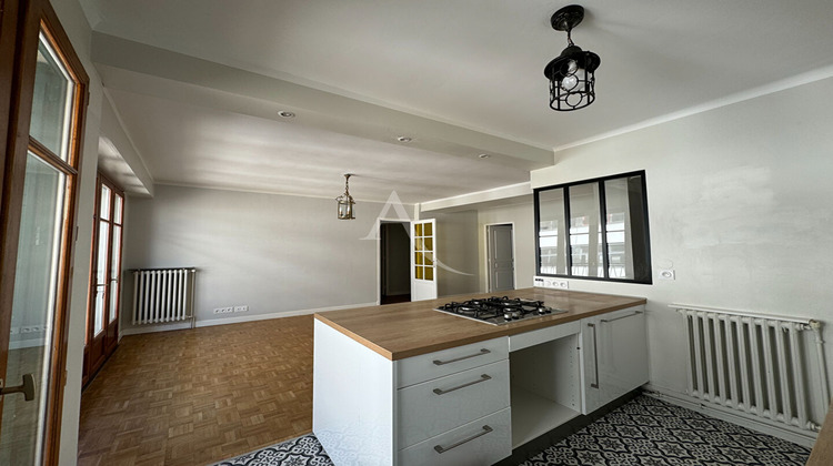 Ma-Cabane - Location Appartement NIMES, 73 m²