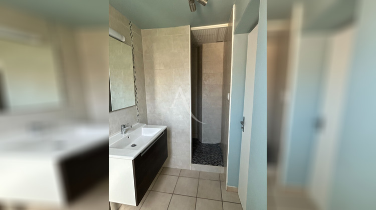 Ma-Cabane - Location Appartement NIMES, 53 m²