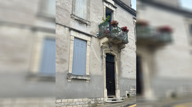 Ma-Cabane - Location Appartement NIMES, 53 m²