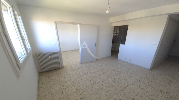 Ma-Cabane - Location Appartement NIMES, 33 m²