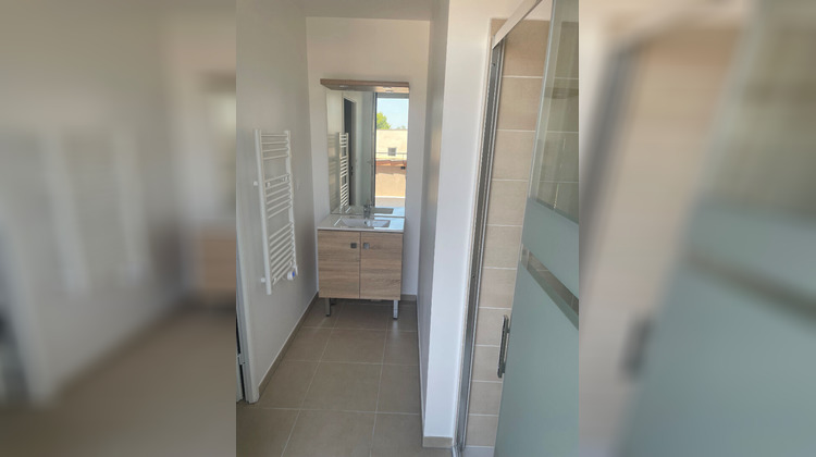 Ma-Cabane - Location Appartement NIMES, 39 m²