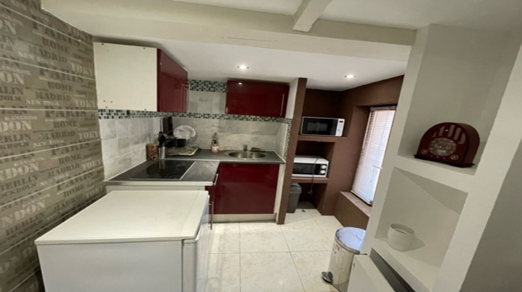 Ma-Cabane - Location Appartement NIMES, 15 m²