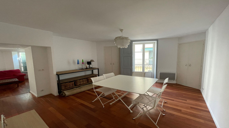 Ma-Cabane - Location Appartement NIMES, 60 m²