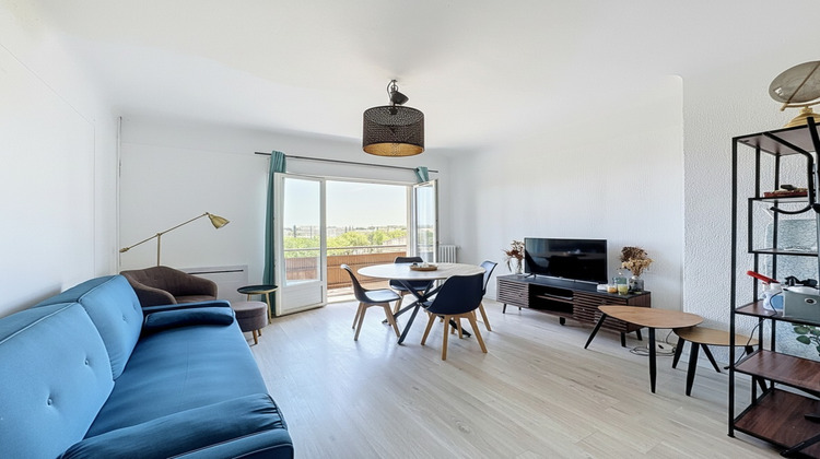 Ma-Cabane - Location Appartement NIMES, 94 m²