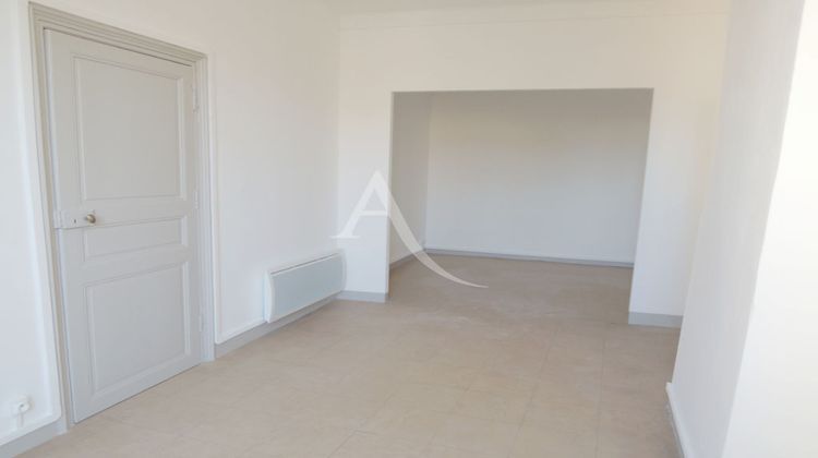 Ma-Cabane - Location Appartement NIMES, 45 m²