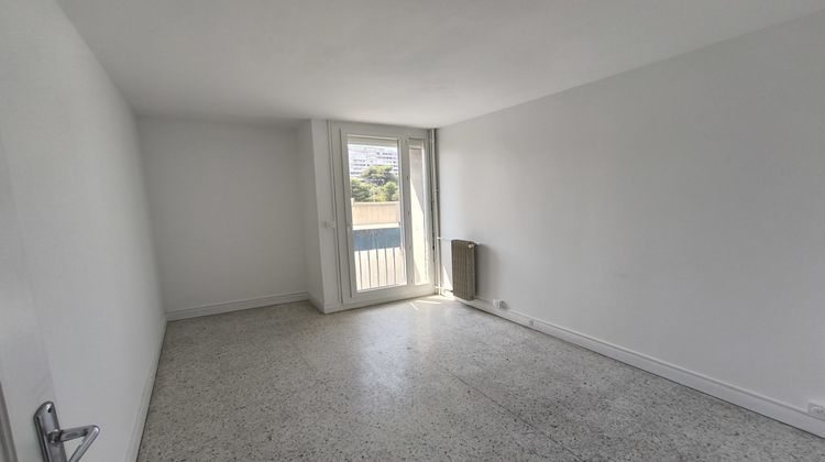 Ma-Cabane - Location Appartement Nîmes, 79 m²