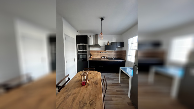 Ma-Cabane - Location Appartement Nîmes, 57 m²