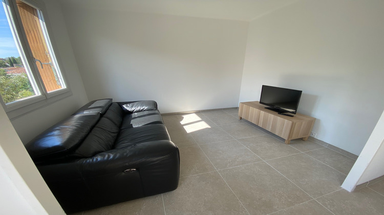 Ma-Cabane - Location Appartement Nîmes, 80 m²