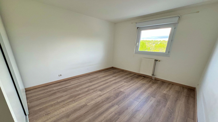 Ma-Cabane - Location Appartement NIMES, 66 m²