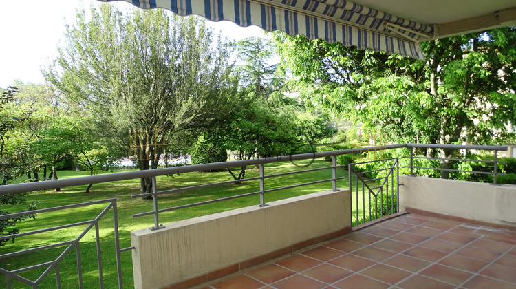 Ma-Cabane - Location Appartement Nîmes, 100 m²