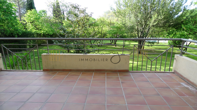 Ma-Cabane - Location Appartement Nîmes, 100 m²