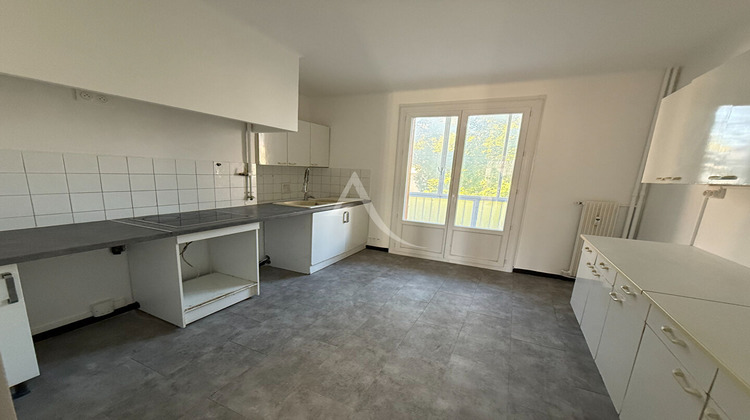 Ma-Cabane - Location Appartement NIMES, 79 m²