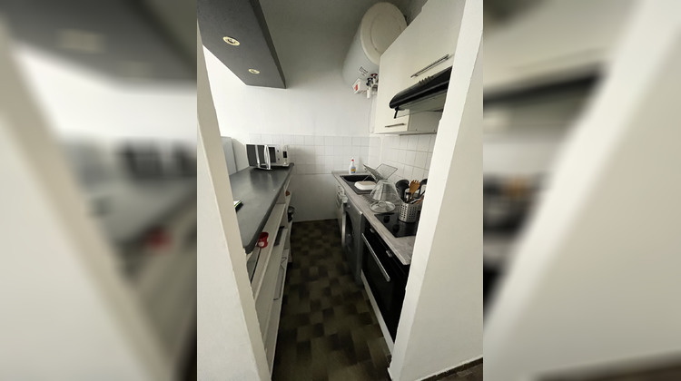 Ma-Cabane - Location Appartement Nîmes, 36 m²