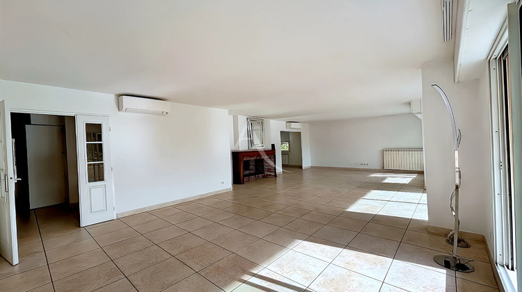 Ma-Cabane - Location Appartement NIMES, 124 m²